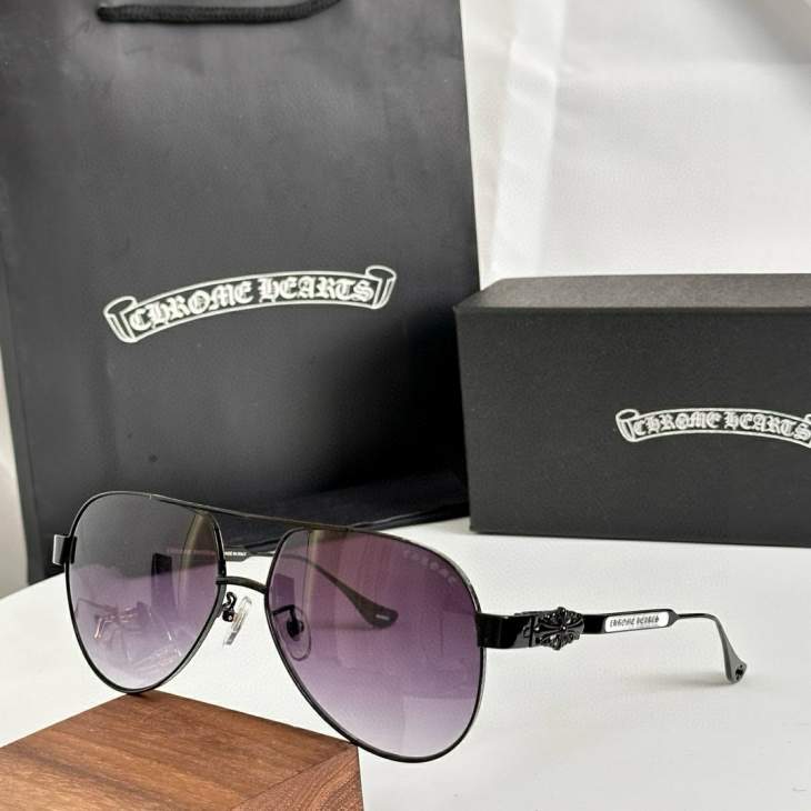 Picture of Chrome Hearts Sunglasses _SKUfw76720224fw